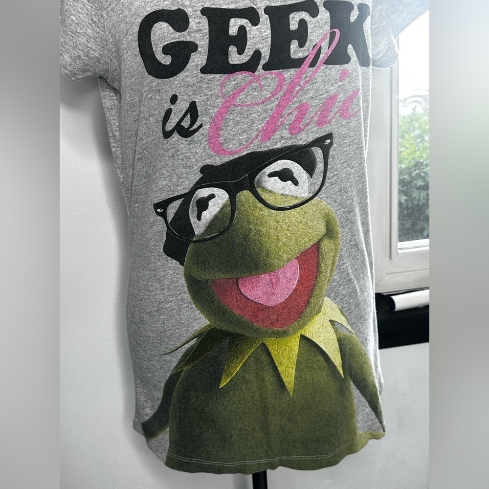 The Muppets Gray Kermit Graphic Tee - Picture 6 of 12
